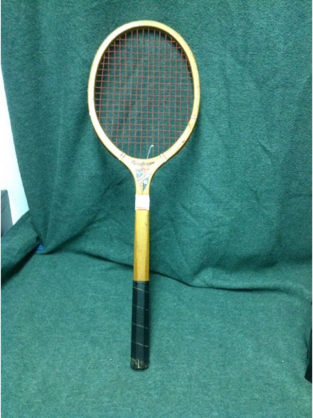 VINTAGE RETRO 1960s MACGREGOR WOODEN TENNIS RACKET Es Ws35